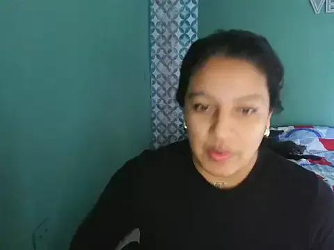 almaswan1 from StripChat