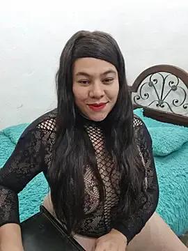 ALMAWHITE from StripChat