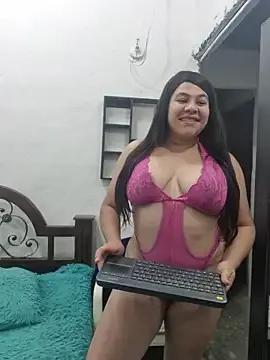 ALMAWHITE from StripChat
