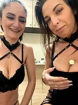 c2c craziness with Girls entertainers. Try the newest range of bonkers live showcases from our matured lustful broadcasters.