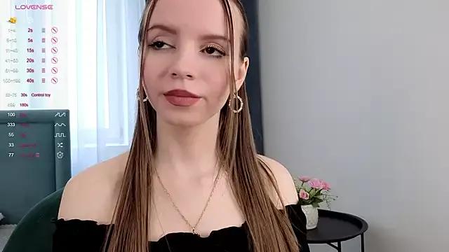 AlodiaHamblett from StripChat is Freechat