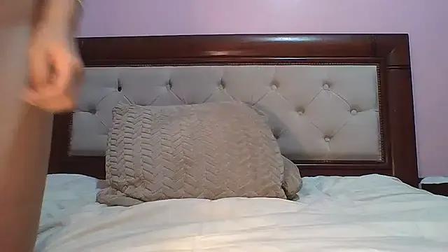 Alva_xxx from StripChat