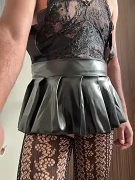 AlvaSmallCook from StripChat