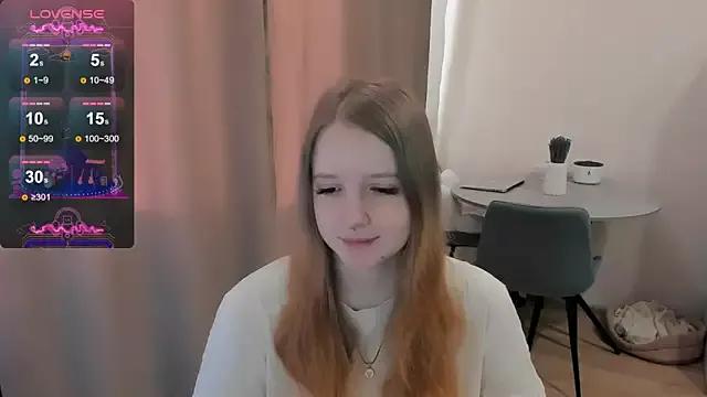 Alyaley from StripChat