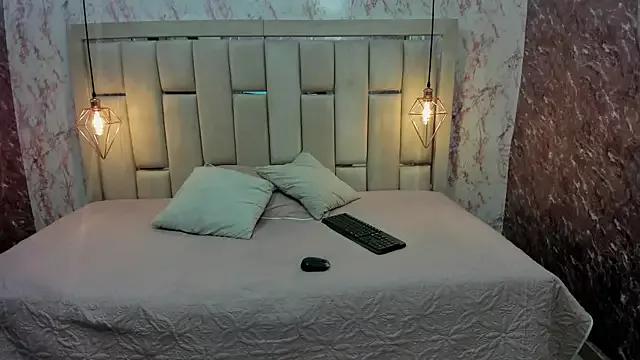 ALYANNA_HOT_ from StripChat is Freechat