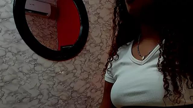ALYANNA_HOT_ from StripChat