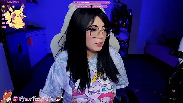 AlyssaRomanova from StripChat is Freechat