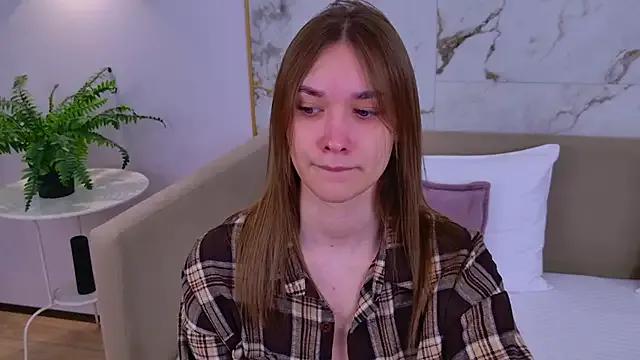 AmadaReine from StripChat is Freechat