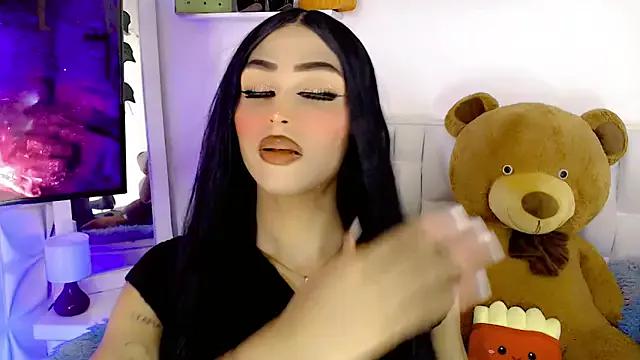 amal_baddell from StripChat