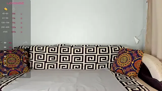 Amalia_Mio from StripChat is Freechat