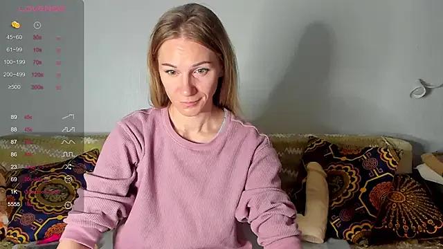 Amalia_Mio from StripChat