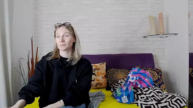 AmaliaMao from StripChat