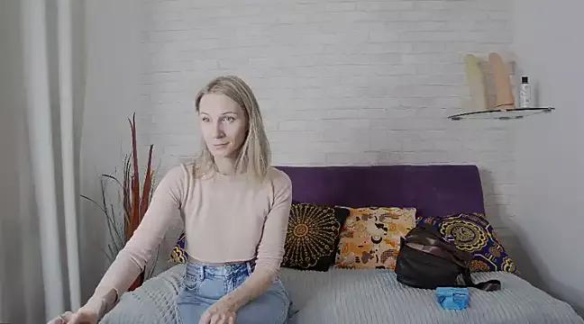 AmaliaMao from StripChat