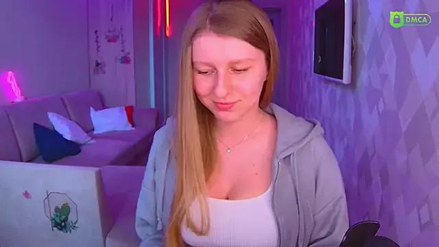 AmaliaQueen from StripChat