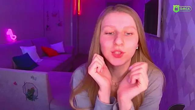 AmaliaQueen from StripChat