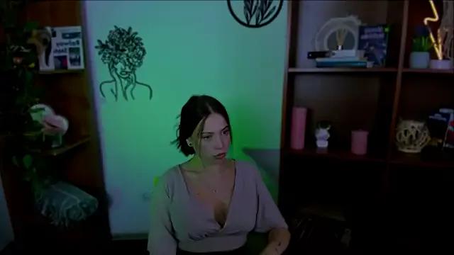 Try our streaming cams variety and talk on a personal level with our adorable girls streamers, showing off their bountiful shapes and dildos.