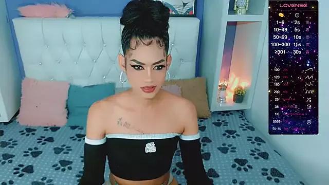 Amanda_bigx from StripChat