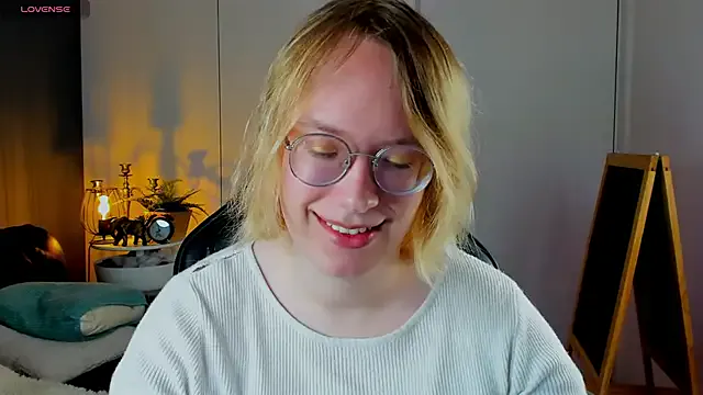 Amanda_Butlerr from StripChat is Freechat