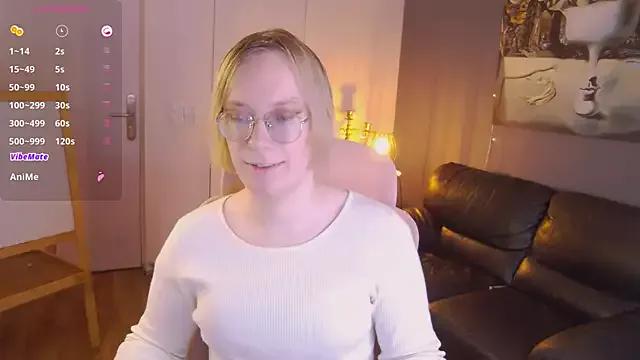 Try our streaming cams variety and talk on a personal level with our adorable girls streamers, showing off their bountiful shapes and dildos.