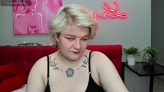 Amanda_Cruzz from StripChat is Freechat