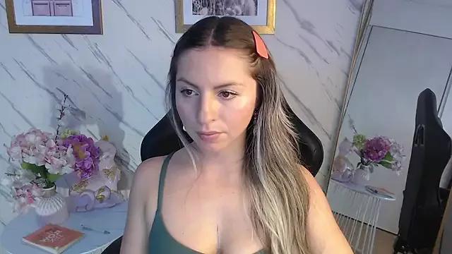 Try our streaming cams variety and talk on a personal level with our adorable girls streamers, showing off their bountiful shapes and dildos.
