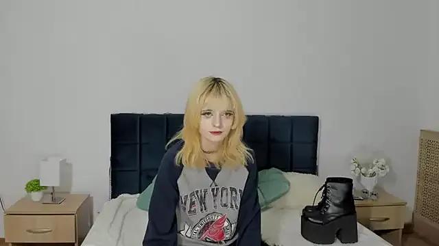 AmandaCutse from StripChat