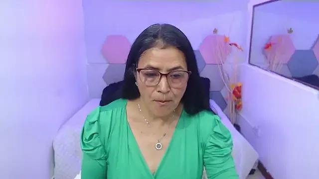 AmandaPeet from StripChat