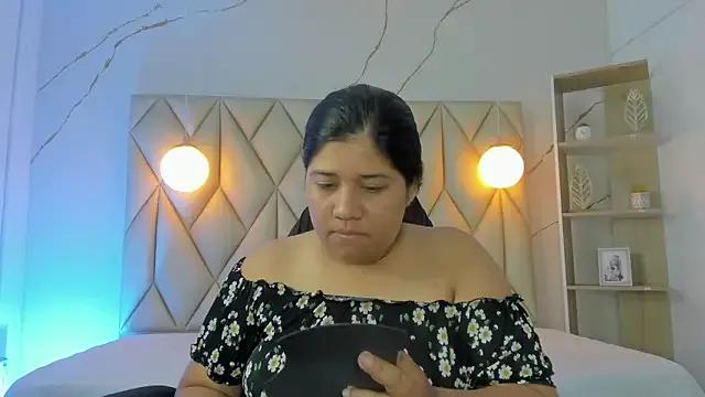 amandarabit from StripChat is Freechat