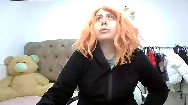 AmandaSLE from StripChat