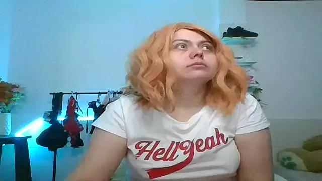 AmandaSLE from StripChat