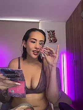 Try our streaming cams variety and talk on a personal level with our adorable girls streamers, showing off their bountiful shapes and dildos.