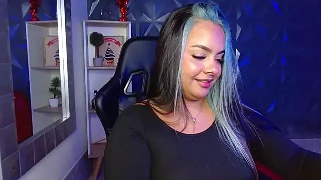 Try our streaming cams variety and talk on a personal level with our adorable girls streamers, showing off their bountiful shapes and dildos.