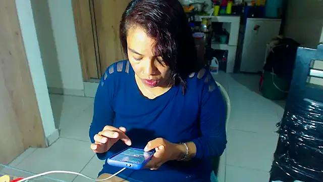 Try our streaming cams variety and talk on a personal level with our adorable girls streamers, showing off their bountiful shapes and dildos.