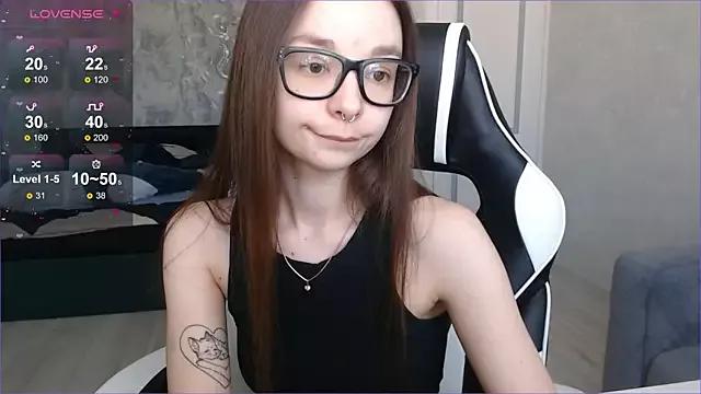 Try our streaming cams variety and talk on a personal level with our adorable girls streamers, showing off their bountiful shapes and dildos.