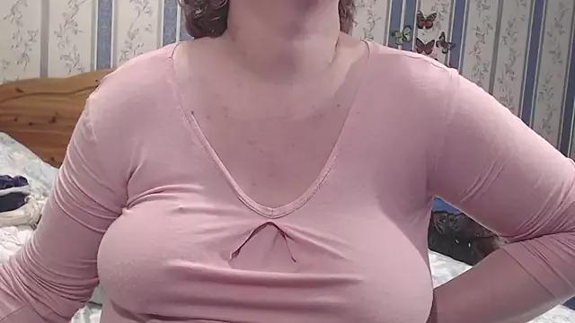 AMARILLIS from StripChat is Freechat