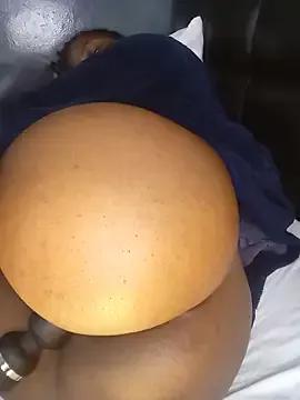 Amarra2024 from StripChat