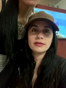 Amarteverdaderamente from StripChat is Freechat