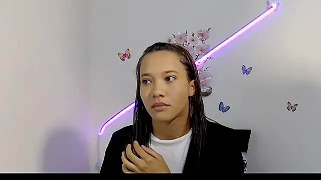 AMARYXS from StripChat is Freechat