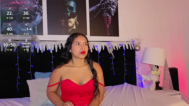 Amayavaldes on StripChat 