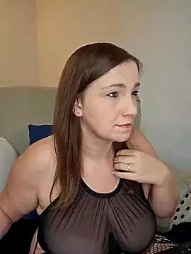 AmazingCurvy from StripChat