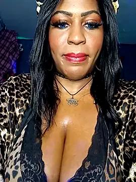 AmazonianMistress from StripChat is Freechat
