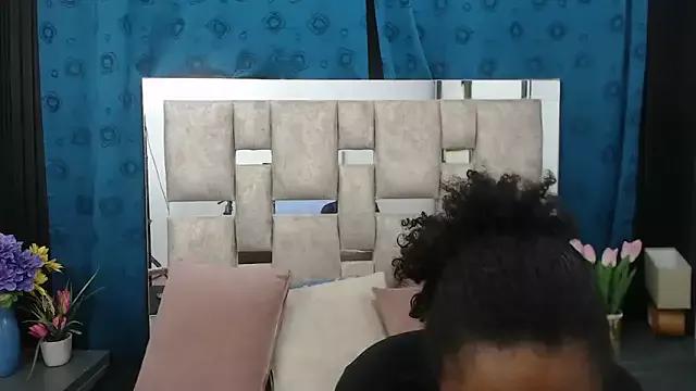 AmbarSmit from StripChat