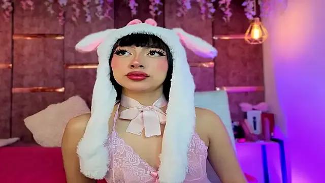 Try our streaming cams variety and talk on a personal level with our adorable girls streamers, showing off their bountiful shapes and dildos.