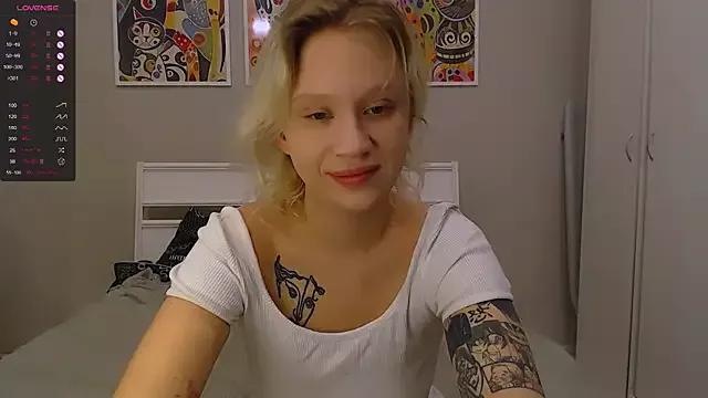 Try our streaming cams variety and talk on a personal level with our adorable girls streamers, showing off their bountiful shapes and dildos.