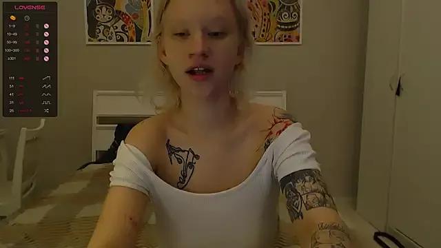 amelia_lye from StripChat is Freechat