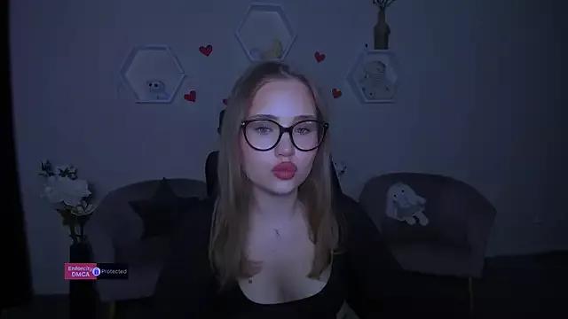 amelia_shiny_ from StripChat is Freechat
