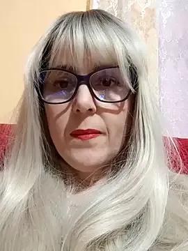 Amelialove42 from StripChat is Freechat