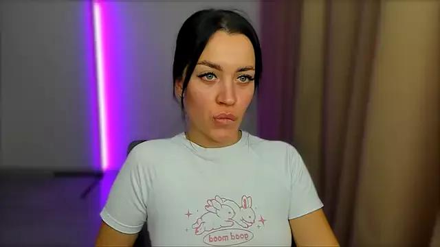 AmeliaSonk231 from StripChat