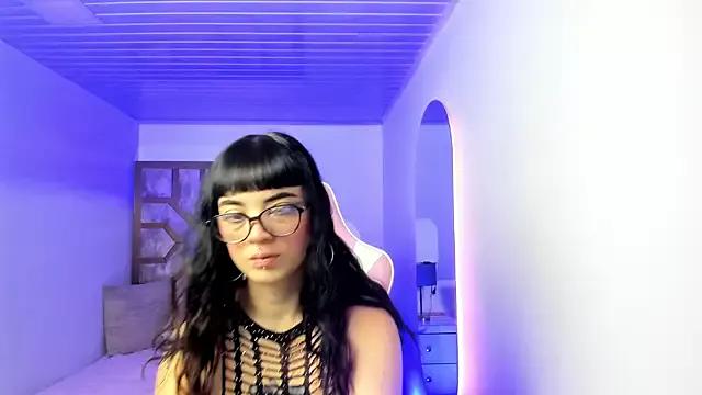 Amelie_Rousseau_ from StripChat is Freechat