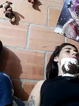 AmeliHoney from StripChat is Freechat